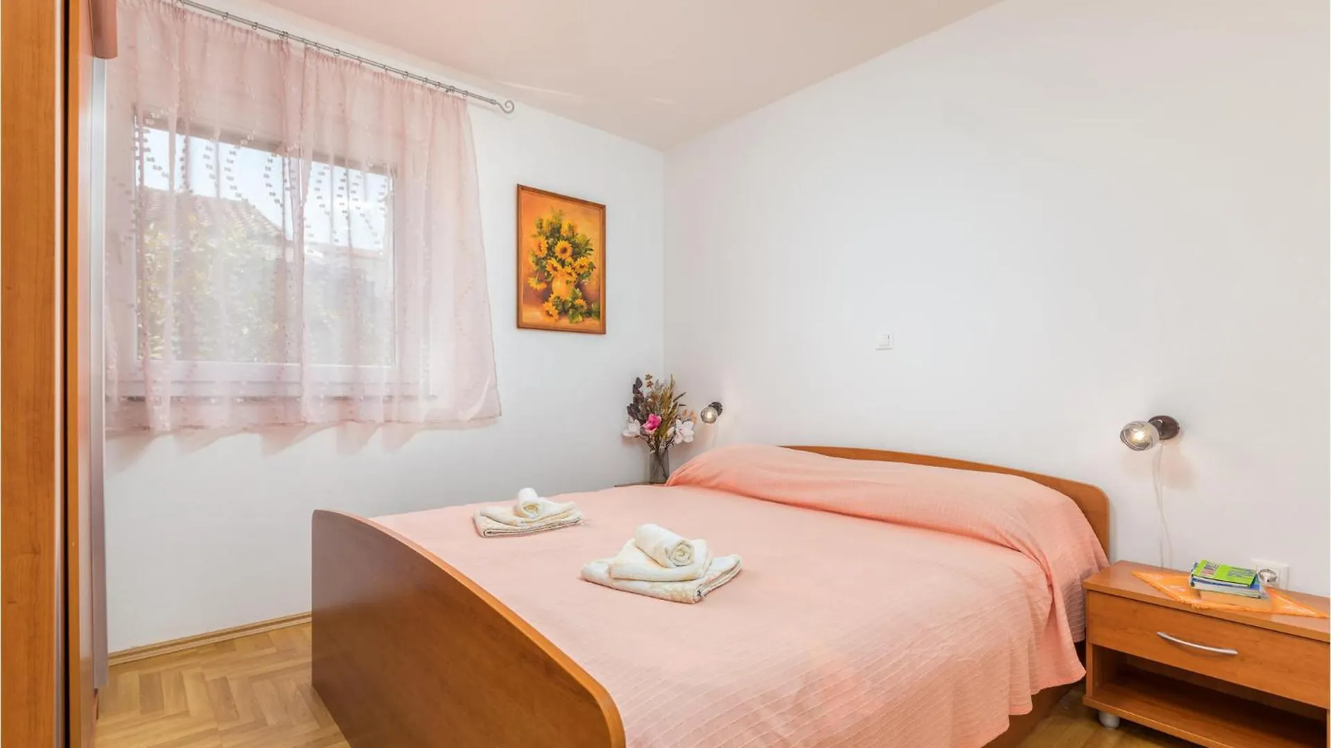 Lovely Apartment In Fazana With Kitchen