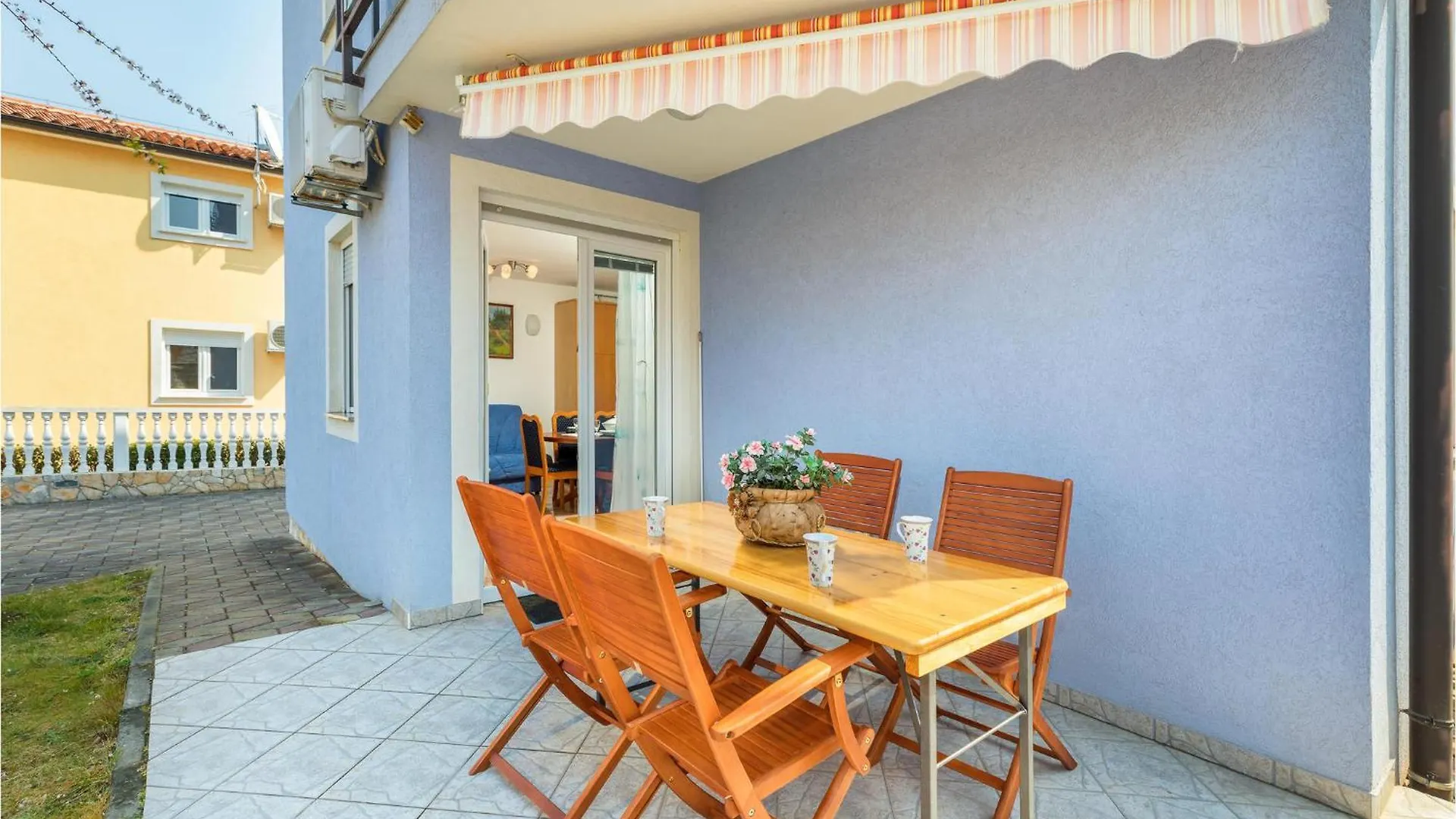 Lovely Apartment In Fazana With Kitchen