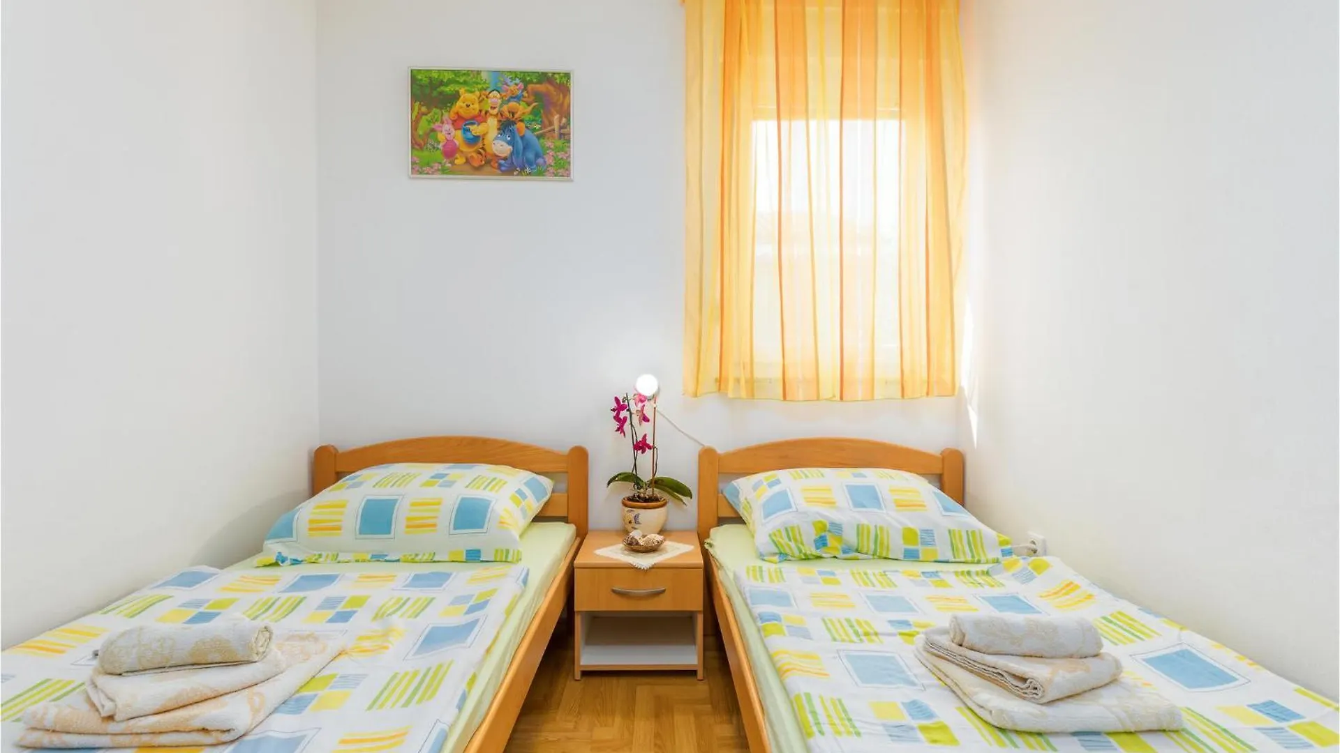 Lovely Apartment In Fazana With Kitchen